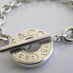 Tiffany & Co toggle bracelet